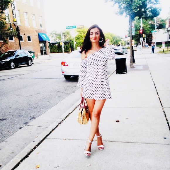 Meet your Posher, Belma - Picture 5 of 6